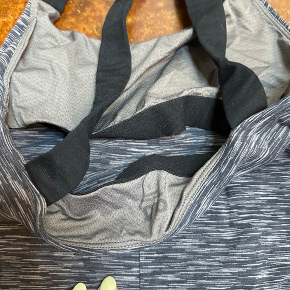 Alo workout tank - Picture 3 of 3